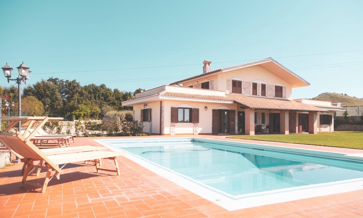 Itri Villa | 10P 6B Villa with pool in Italian countryside