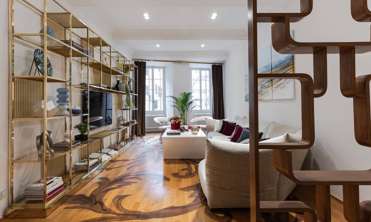Oltrarno Apartment | 3BR Deluxe Palazzo Complimentary Wine Premier Location Pitti Palace View