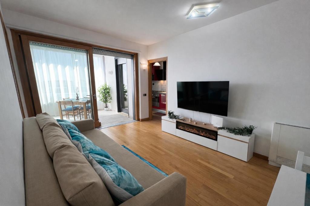 Casal Bertone Apartment | 5 min from the station - Relax & Comfort -