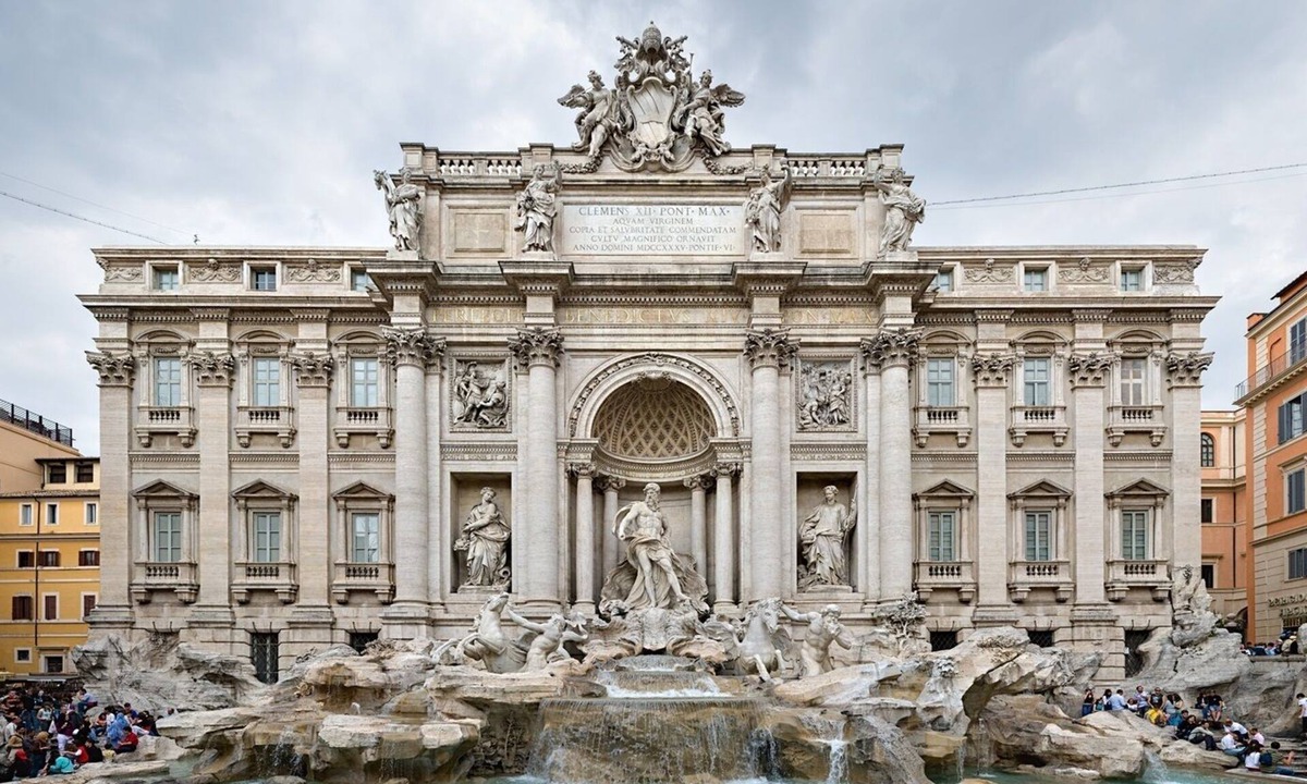 Rome City Centre Apartment | A REFINED HARMONY OF ROMAN CHARACTER JUST 5 MINS FROM PANTHEON & TREVI OUNTAIN