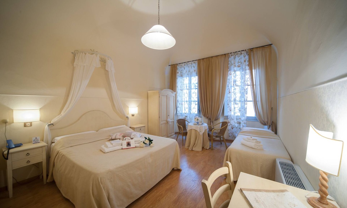 Volterra Hotel | Albergo Etruria