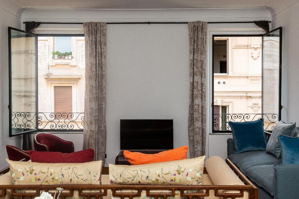 Rione XI Sant'Angelo Apartment | Amazing New Penthouse with terrace Jewish Ghetto