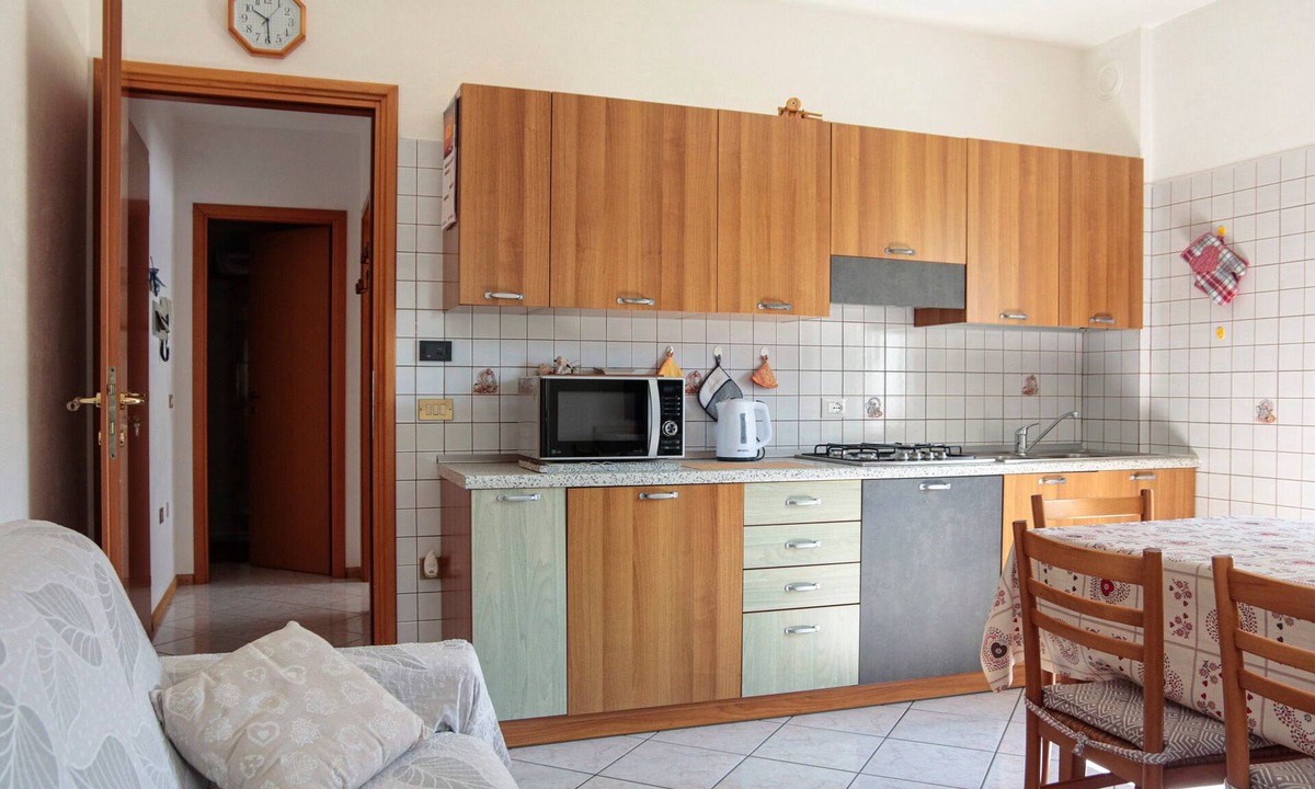 Cavedago Apartment | Apartment 'Edera 1' with Mountain View, Shared Garden and Wi-Fi