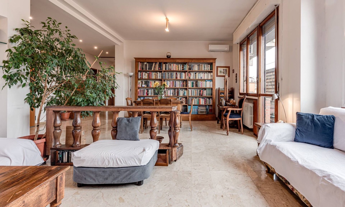 San Jacopino Apartment | Apartment 'Firenze Terrazza, Doppio Parcheggio' with Private Terrace, Wi-Fi and Air Conditioning