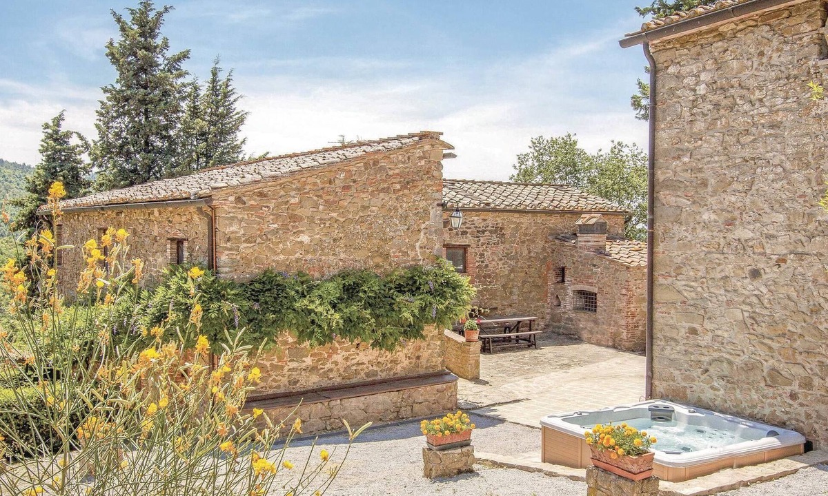 Gaiole in Chianti House | Awesome home in Gaiole in Chianti SI