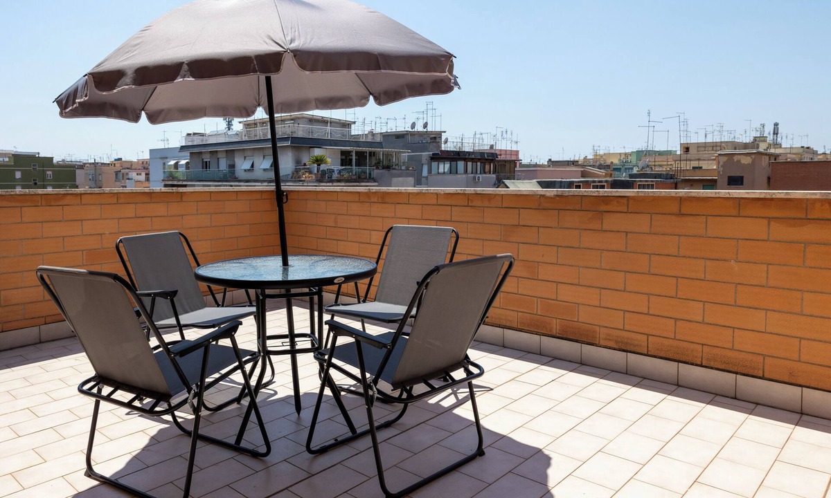Prenestino-Centocelle Apartment | Azalee Urban Nest - One Bedroom Apartment, Sleeps 2