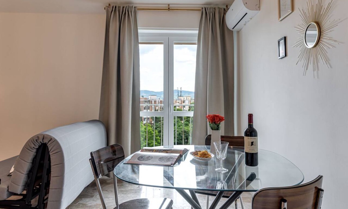 Isolotto Apartment | Balcone sul Verde - Sweet Dreams in Florence