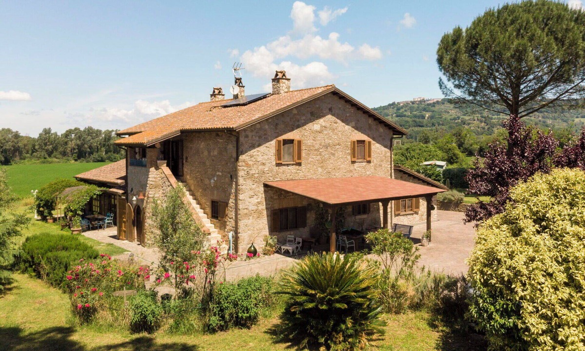 Chia House | Beautiful private villa for 8 guests with WIFI, A/C, private pool, patio and pets allowed