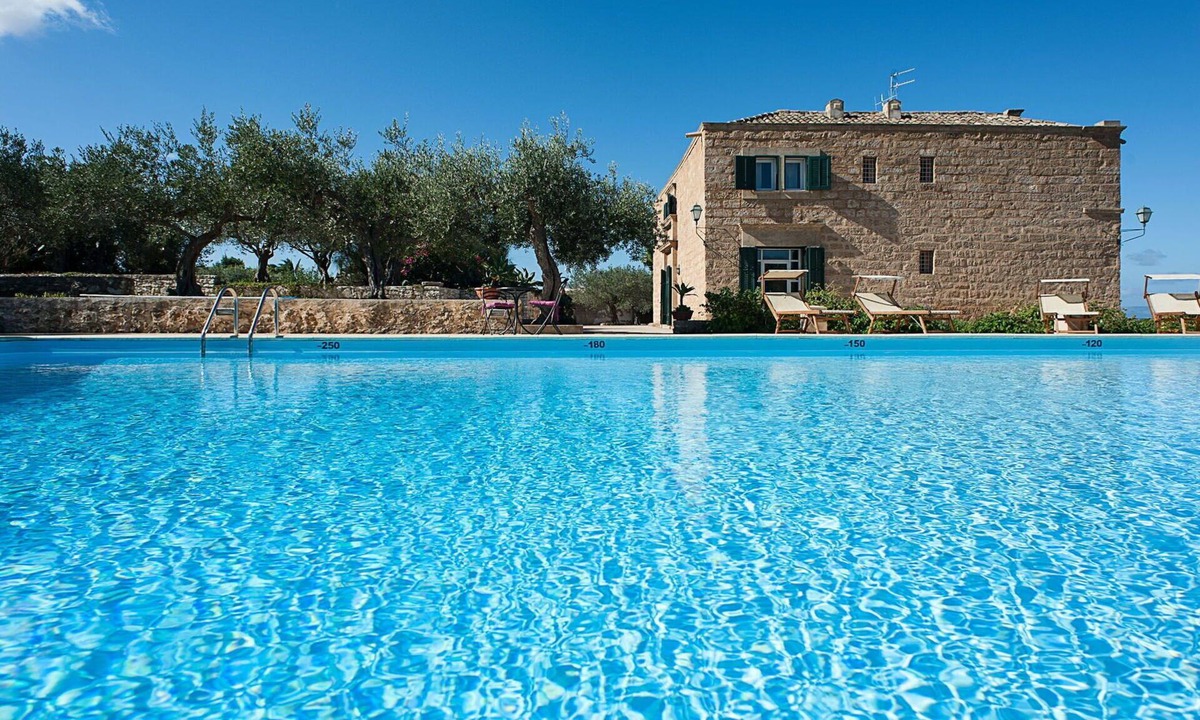 Paceco Villa | Beautiful private villa with private pool, A/C, WIFI, TV, terrace, panoramic view and parking
