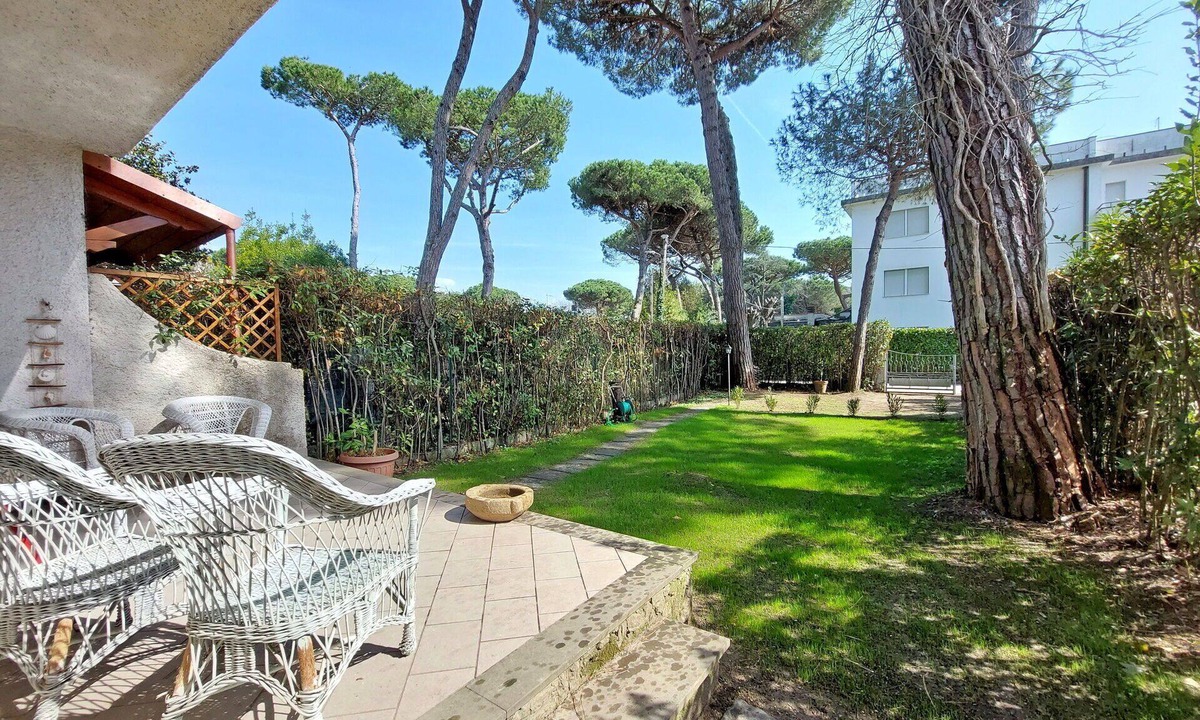 Poveromo House | Beautiful villa for 5 guests with WIFI, A/C, TV, terrace and pets allowed, close to Forte Dei M.