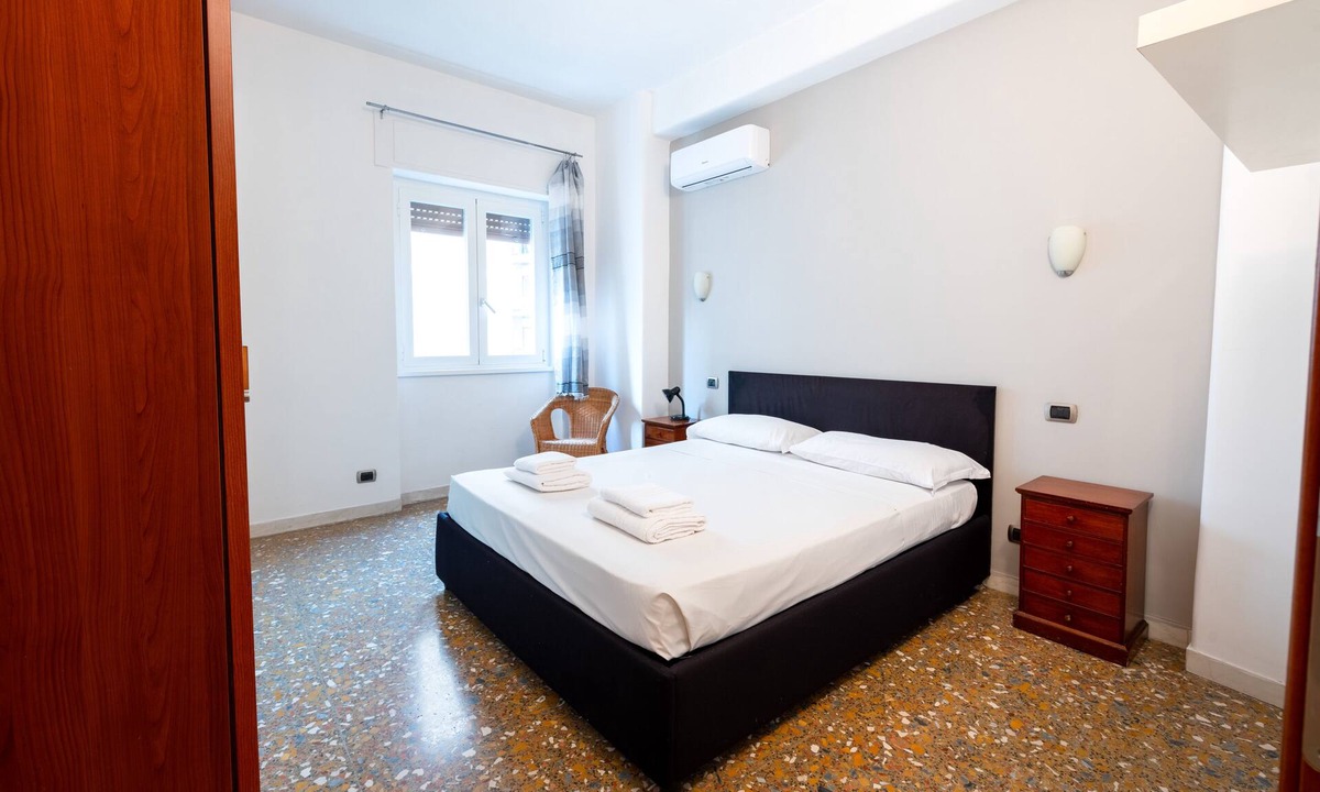 Tuscolano Apartment | Casa di Cristina - Two Bedroom Apartment, Sleeps 4