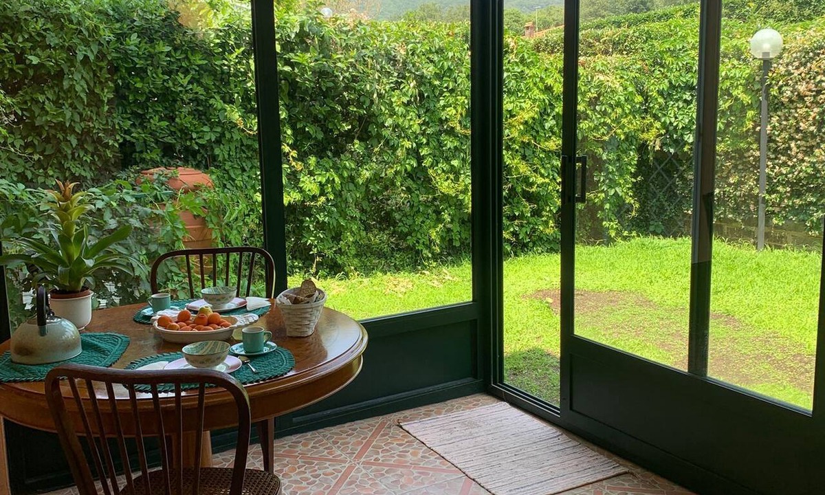 Lake Bracciano Apartment | Casa Felice 2 double bedrooms, 2 bathrooms, lake view, garden, 5 minutes from downtown