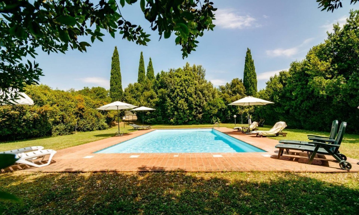 Monti Apartment | Charming 160 square meters apartment, perfect for six people, located on the first floor of a recently renovated medieval convent (no elevator).The property is located in Monti, a hamlet of Gaiole in Chianti: the area is extremely quiet and surrounded by