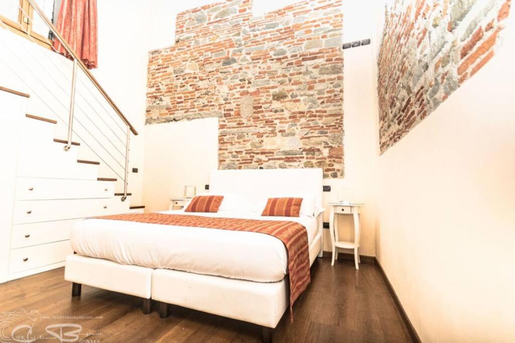 Isolotto Apartment | Charming Suite By Villa Il Mosaico