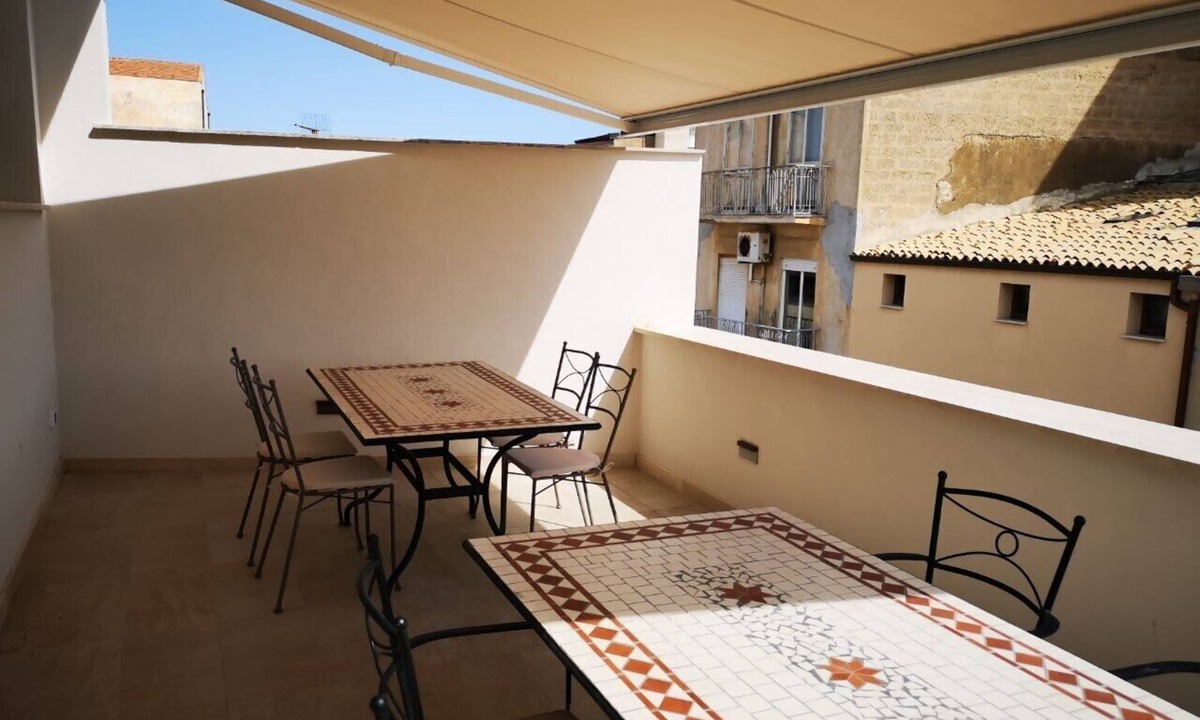 Alcamo Historic Center Apartment | Cielo D'Alcamo downtown - White Mulberry