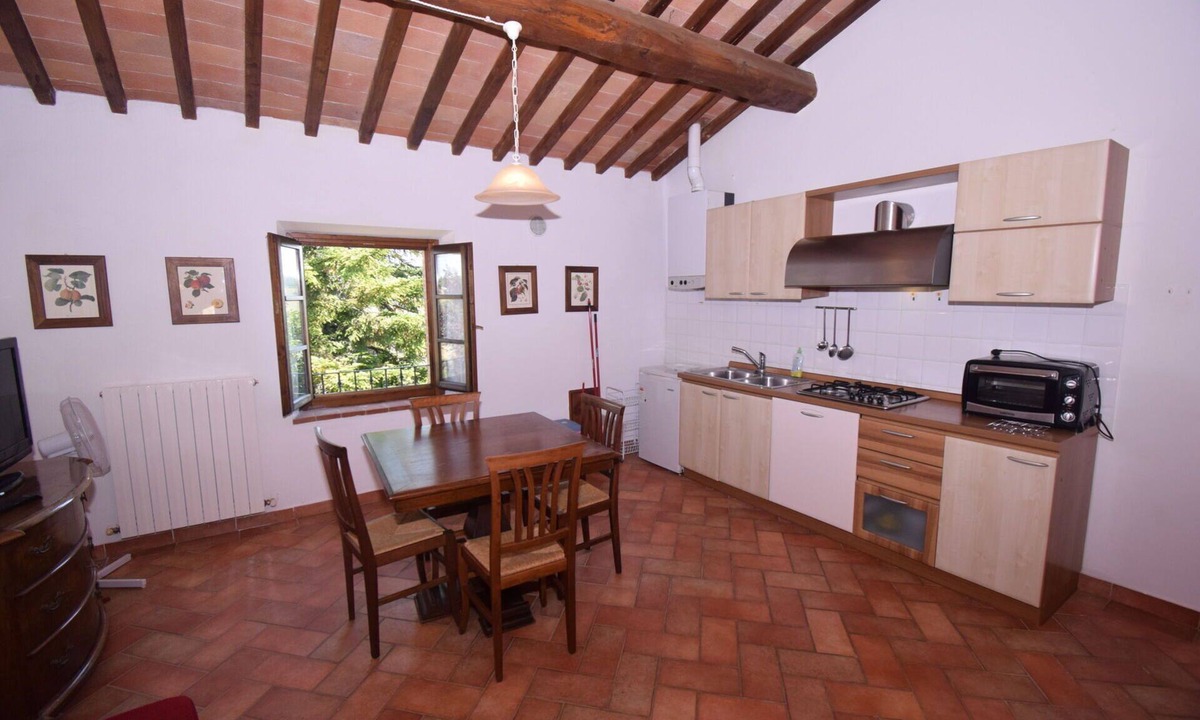 Ponte di Gabbiano Apartment | Cosy apartment for 3 guests with pool, WIFI, A/C, TV and pets allowed, close to Siena