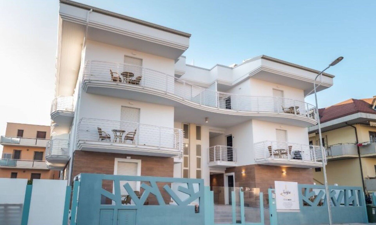 Martinsicuro Apartment | Cosy apartment for 4 guests with A/C, WIFI, TV, balcony and pets allowed