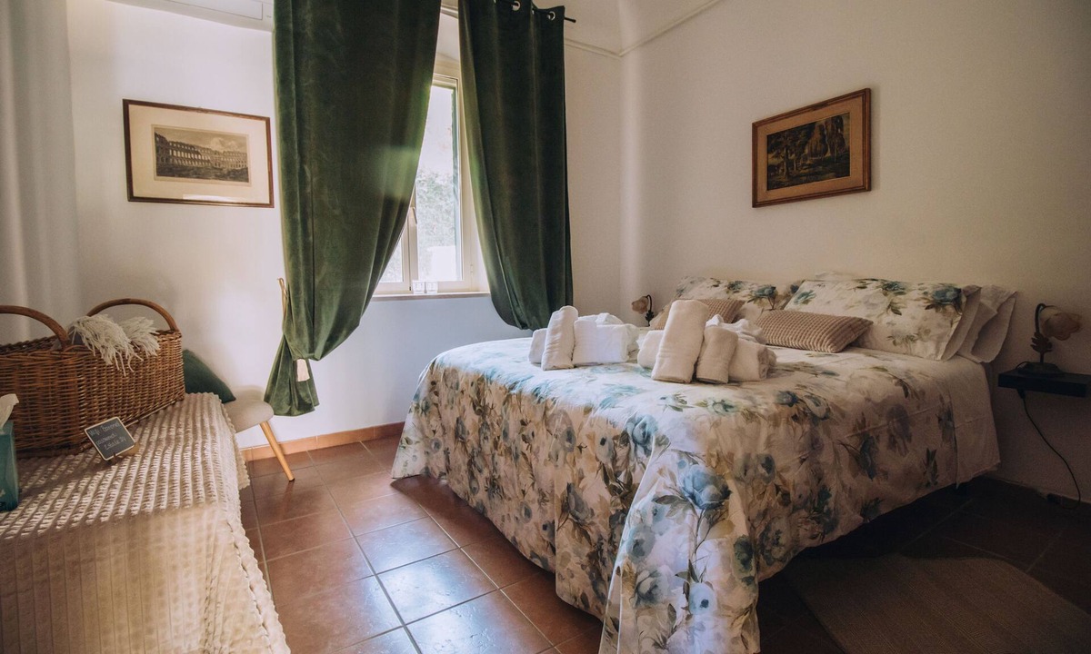 Torre de' Passeri House | Cozy Bungalow with Pool. Pet-friendly.