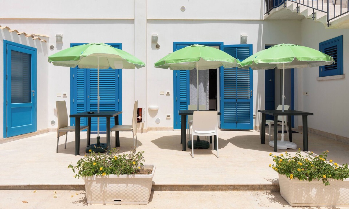 Custonaci Apartment | Cozy, with garden, parking space, and 5 minutes from cornino bay beach