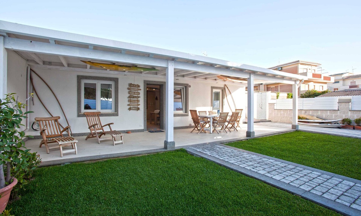 Lavinio Lido di Enea House | Detached cottage with patio and garden, up to 6 people