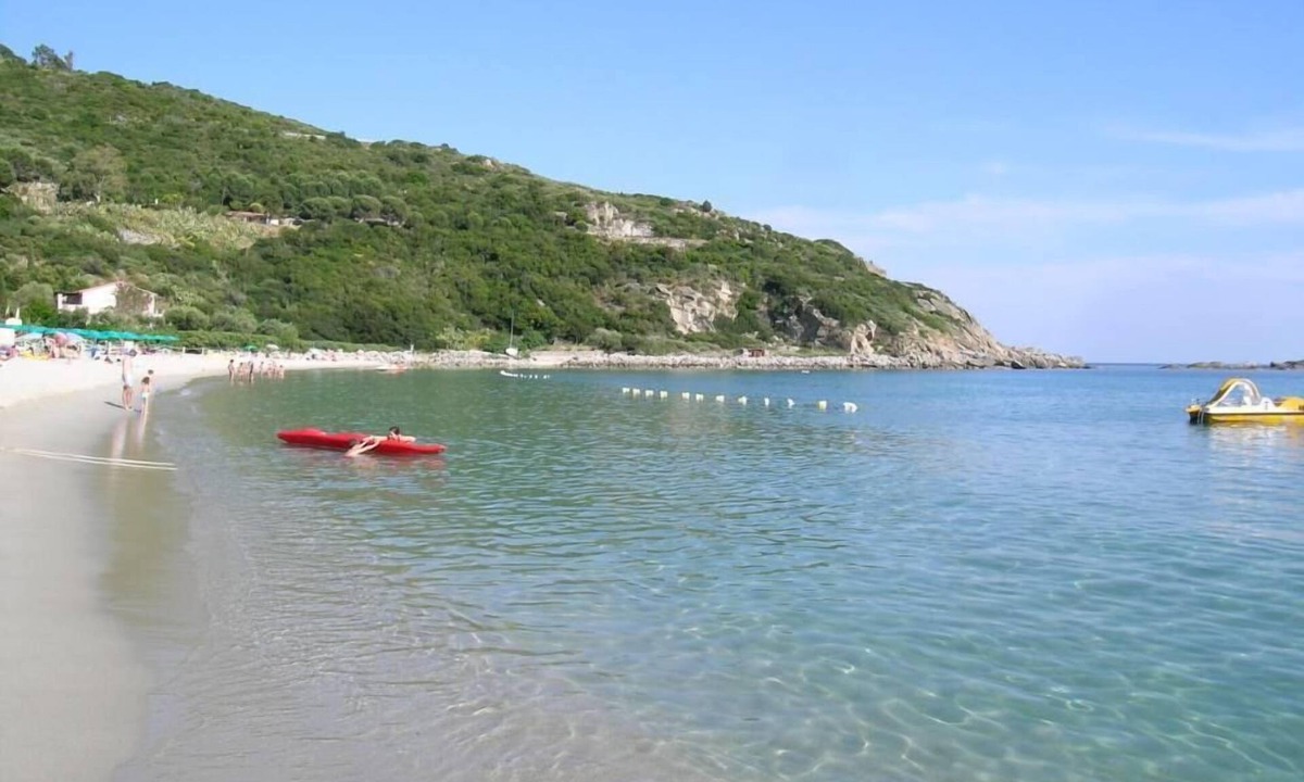 Cavoli Apartment | ELBA ISLAND! STUDIO APARTMENT BY CABBAGE BAY WITH FERRY DISCOUNT