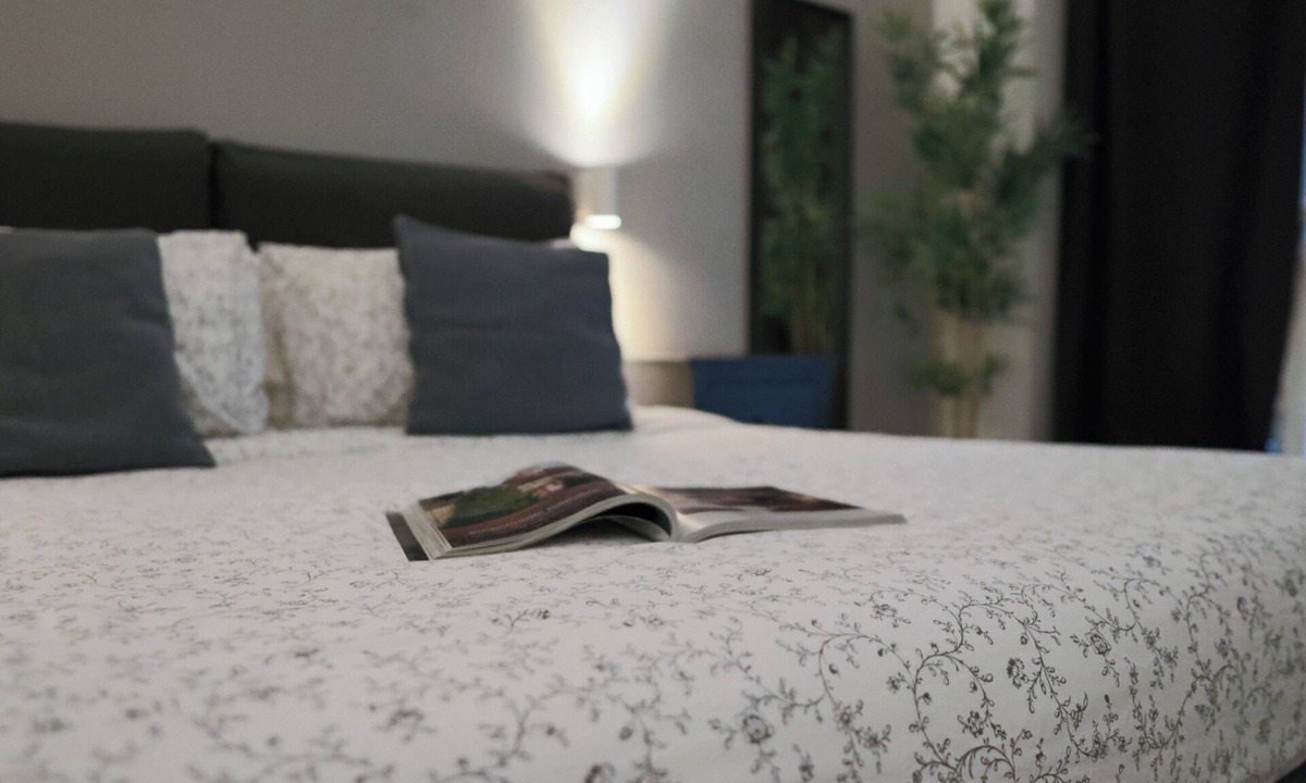 Aurelio Bed & Breakfast | Elegant Boutique Rooms near the Vatican with Garden & Private Terraces