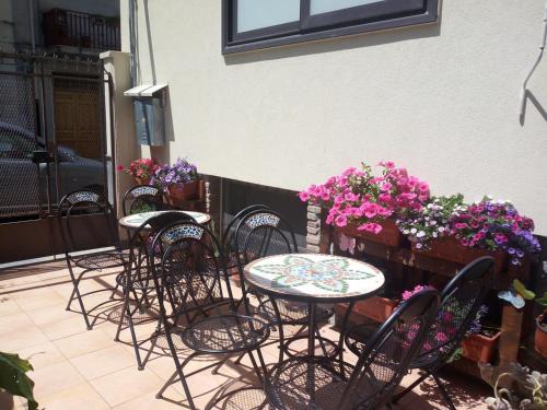 Adrano Bed & Breakfast | Eurelios