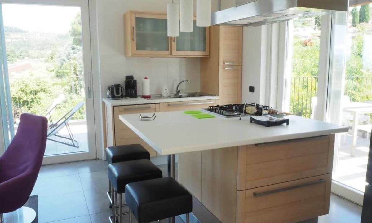 Bardolino Apartment | Fair View Apartment, 1st Floor