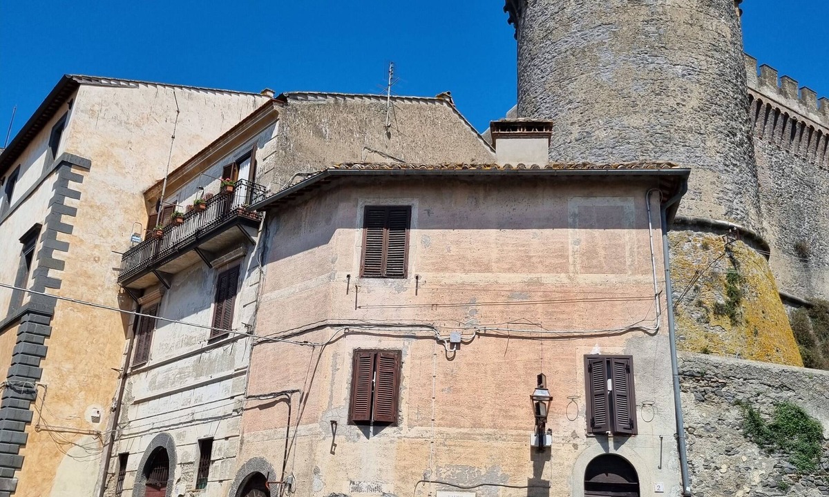 Lake Bracciano Apartment | Family apartment near the medieval castle