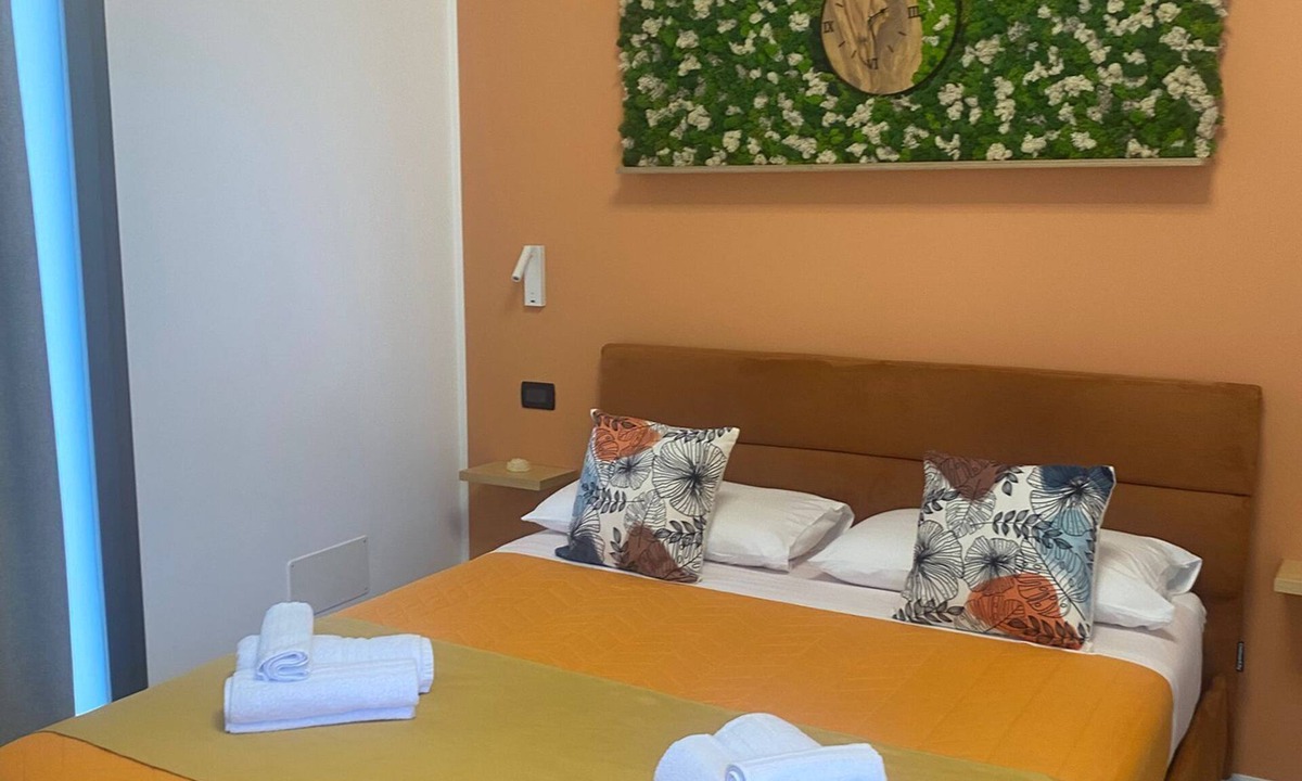 Carini House | fiori di quercia