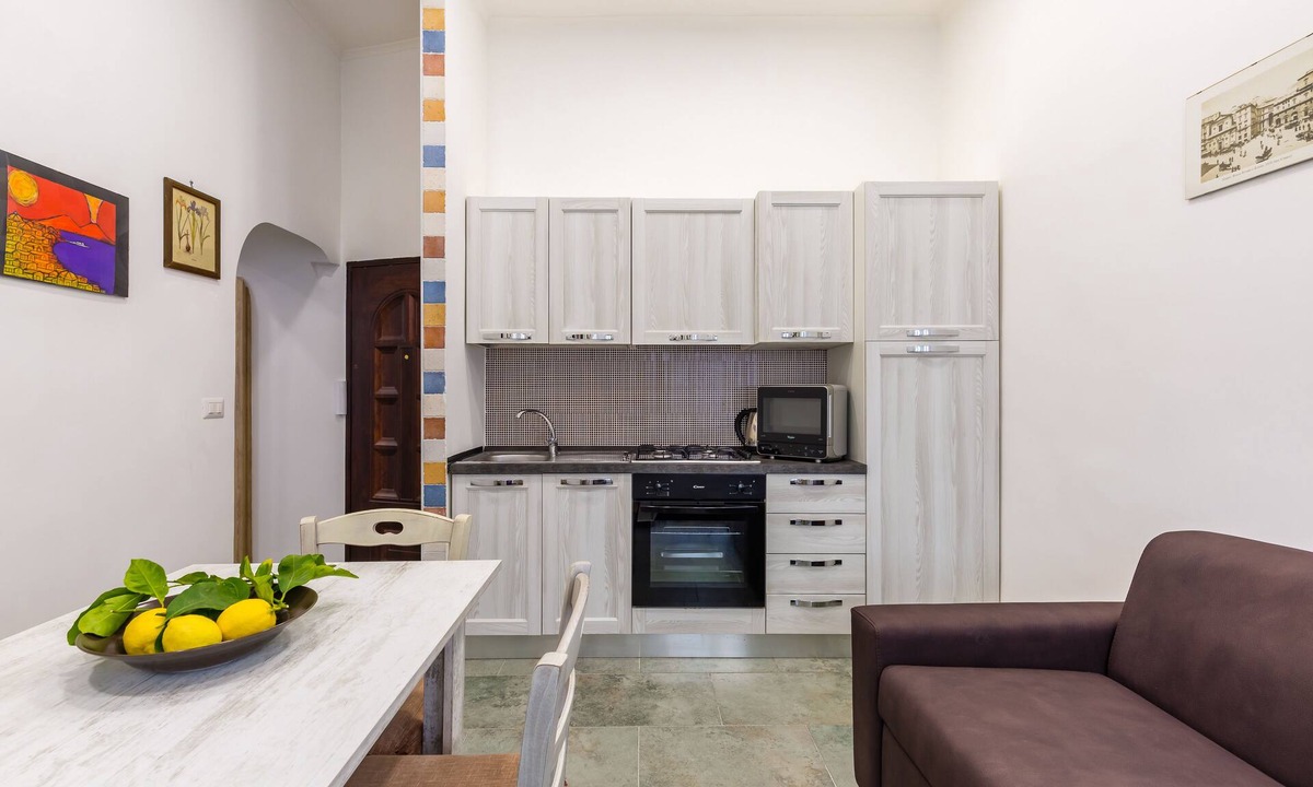 Quartieri Spagnoli Apartment | Gelso Complex Studios and Flat by Napoliapartm.
