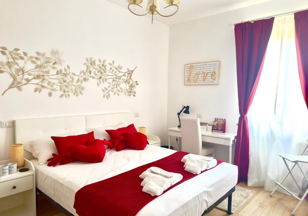 Quartiere XXVII Primavalle Apartment | Gemelli-San Pietro-Trastevere-casa con posto auto