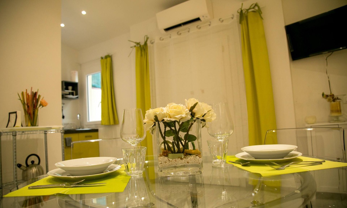 Porta al Prato Apartment | Giripaso Charming Apartment