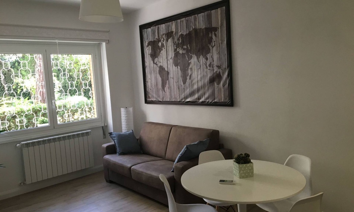Monte Sacro Apartment | GLI ARANCI Wohnung by Interhome