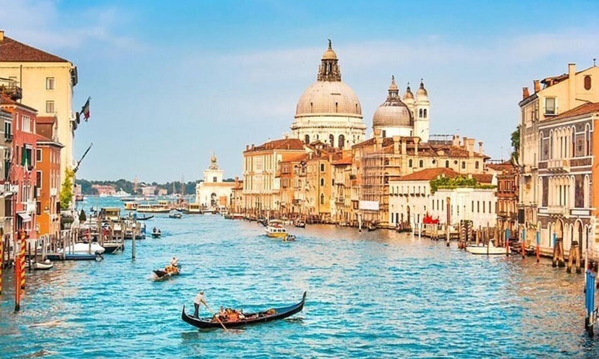 San Marco Apartment | Grand Canal Luxury Apartment with Private Terrace Steps from St. Mark's Square