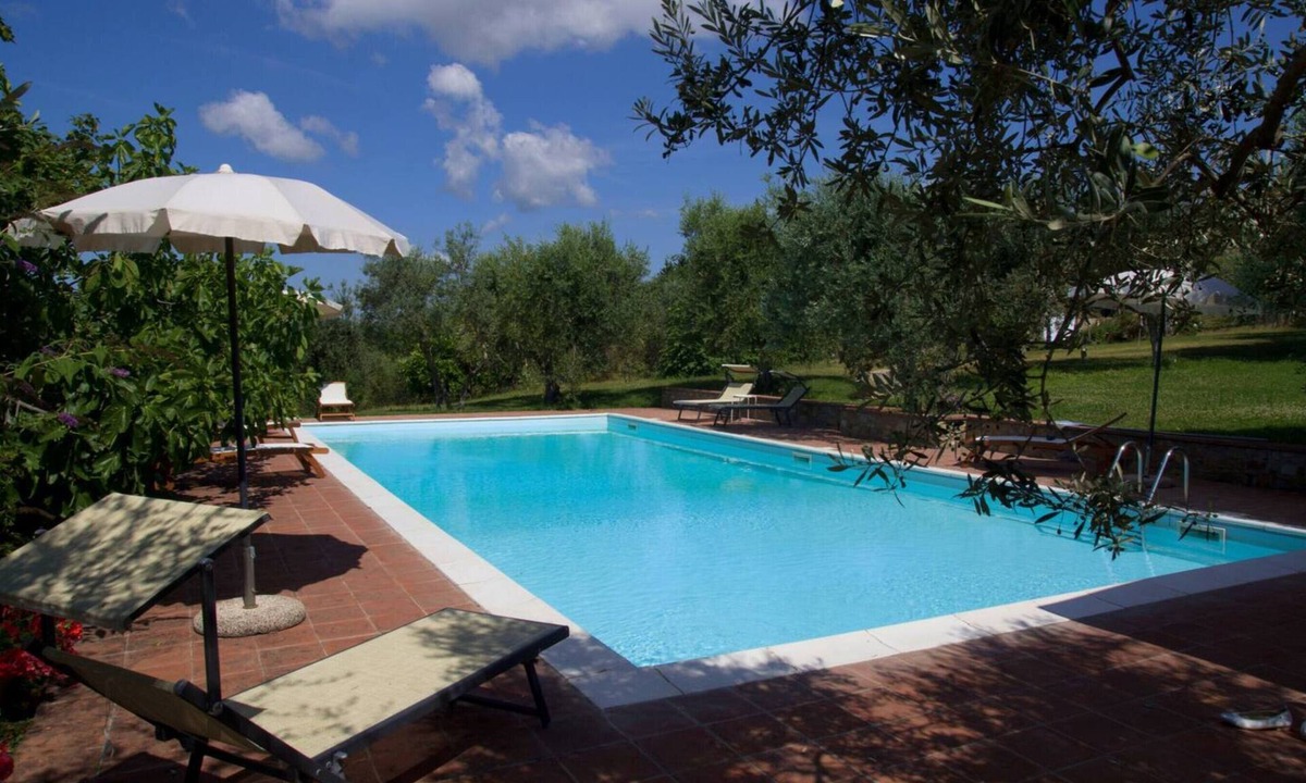 Tavarnelle Val di Pesa House | Holiday Home 'Casa Colombaia, Dimora Nel Chianti' with Private Pool, Wi-Fi and Air Conditioning