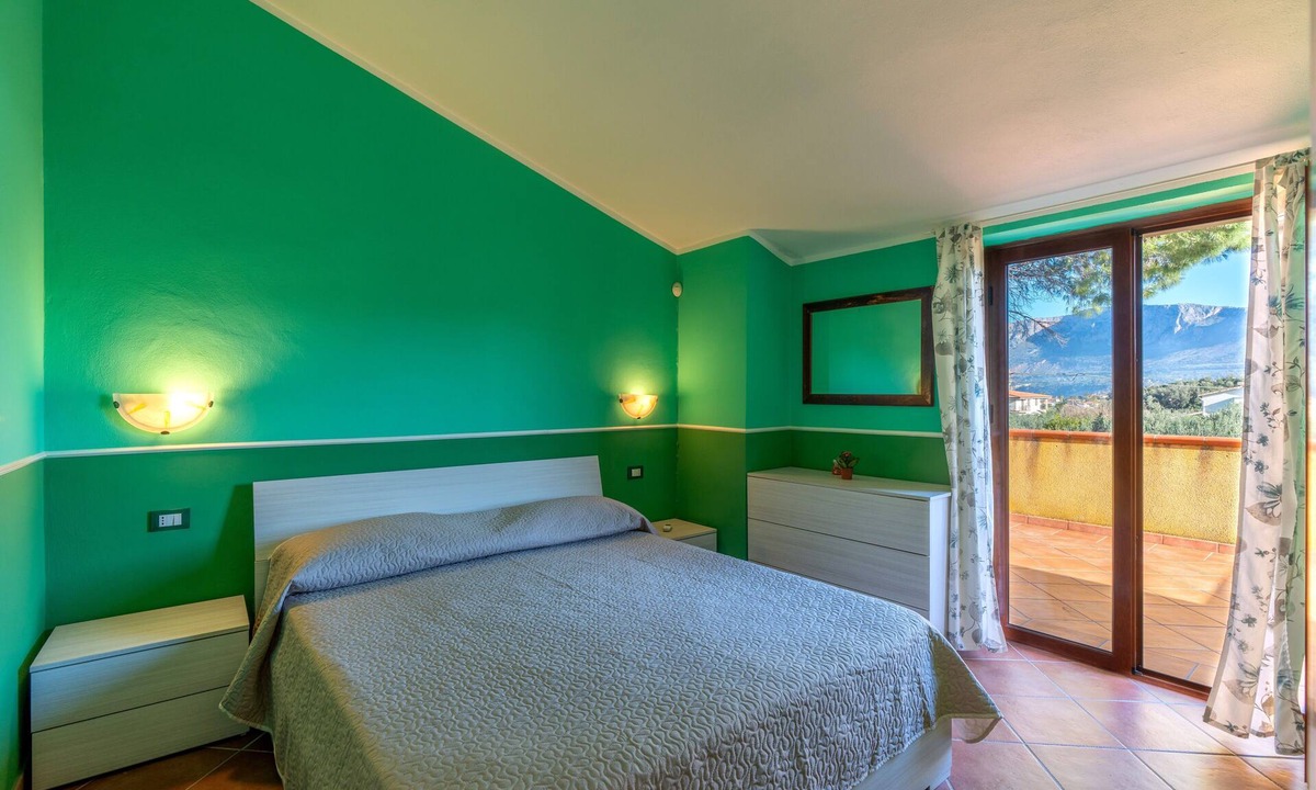 Trappeto House | Holiday Home "Casa Delle Pomelie" with Garden