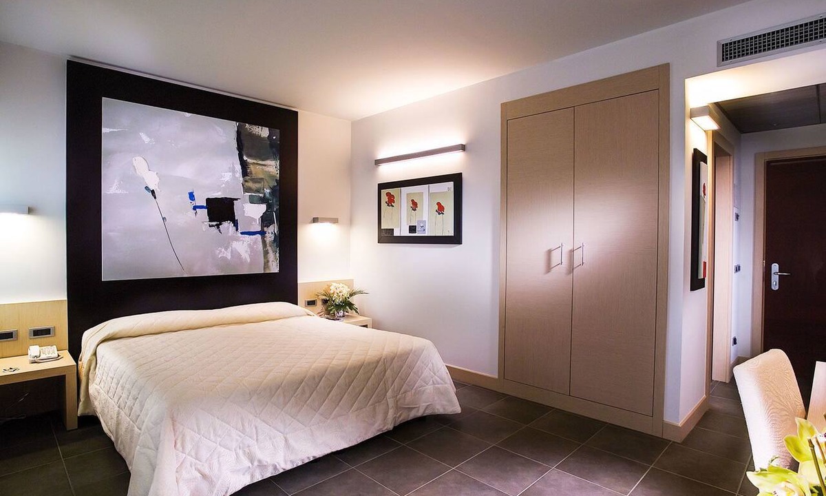 Latina Hotel | Hotel Europa