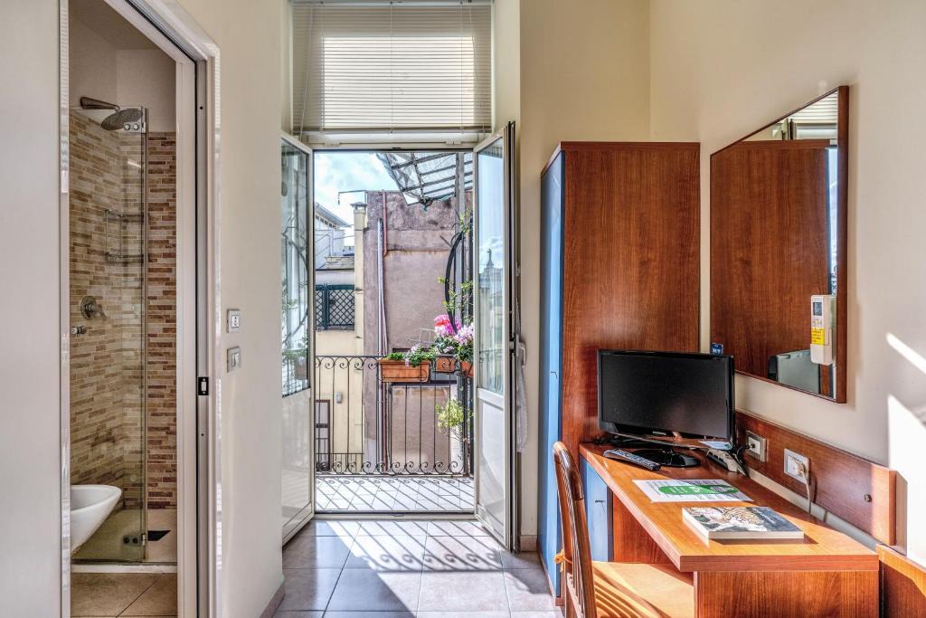 Rione XVIII Castro Pretorio Hotel | Hotel Katty