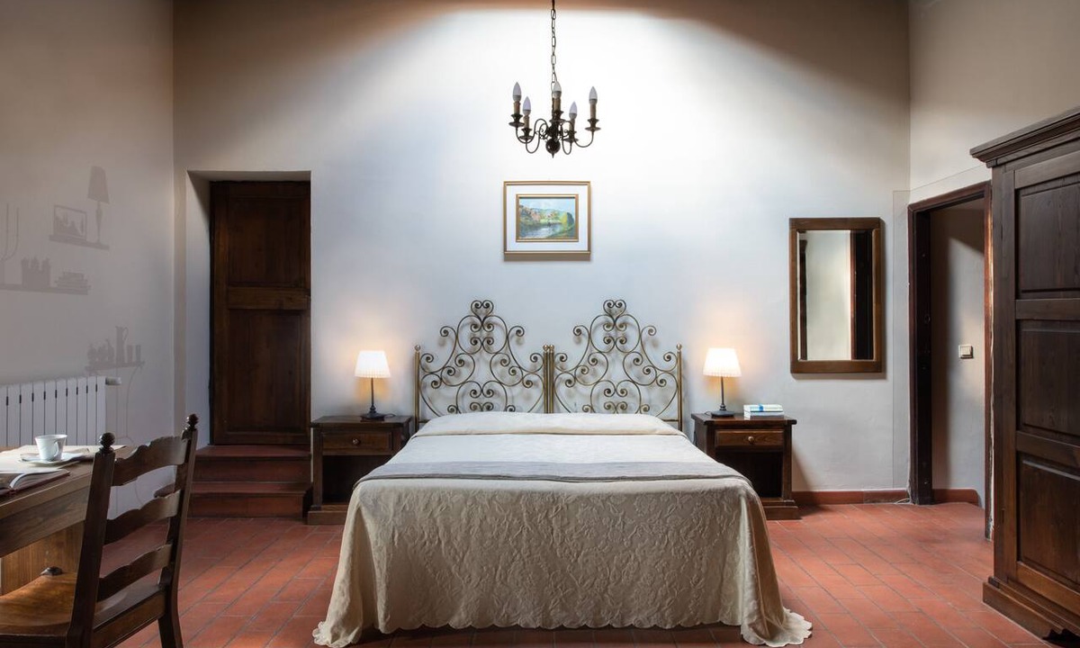 Santa Maria del Giudice Hotel | Hotel Villa Rinascimento
