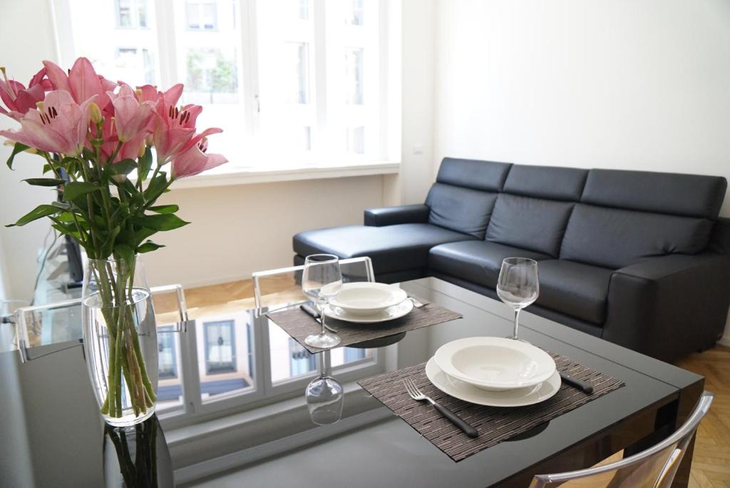 Centro Direzionale Apartment | [il Milanese] City Center Comfort and Relax - Central Station