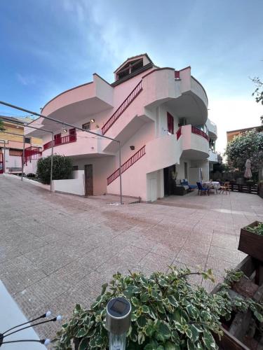 Barcellona Pozzo di Gotto Apartment | La Casa di Wioletta