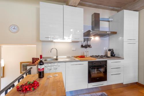 Vaglia House | La Via degli Dei Base Trekking Home with Garden - Happy Rentals