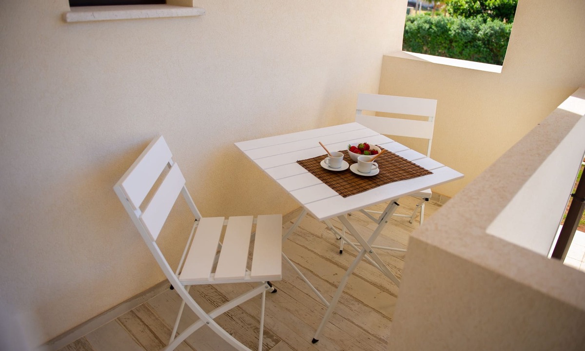 Pizzolungo Apartment | LANDLORD TIPINO