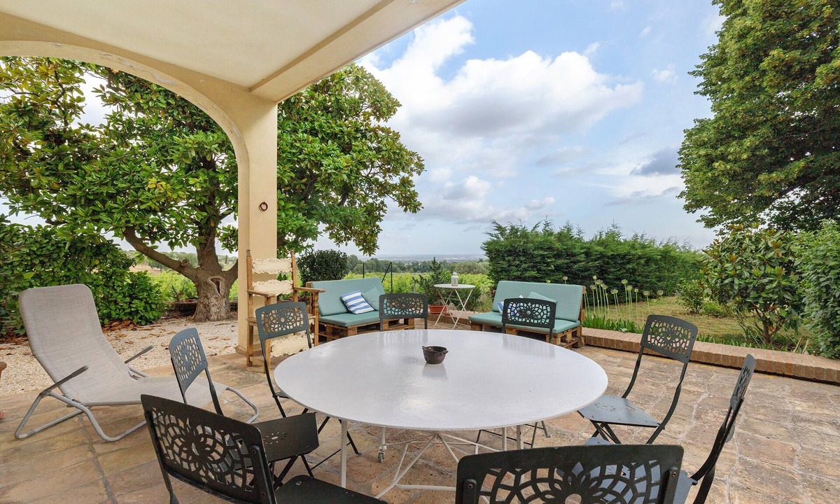 Genzano di Roma Villa | Magical Country House near Rome with Hot Tub