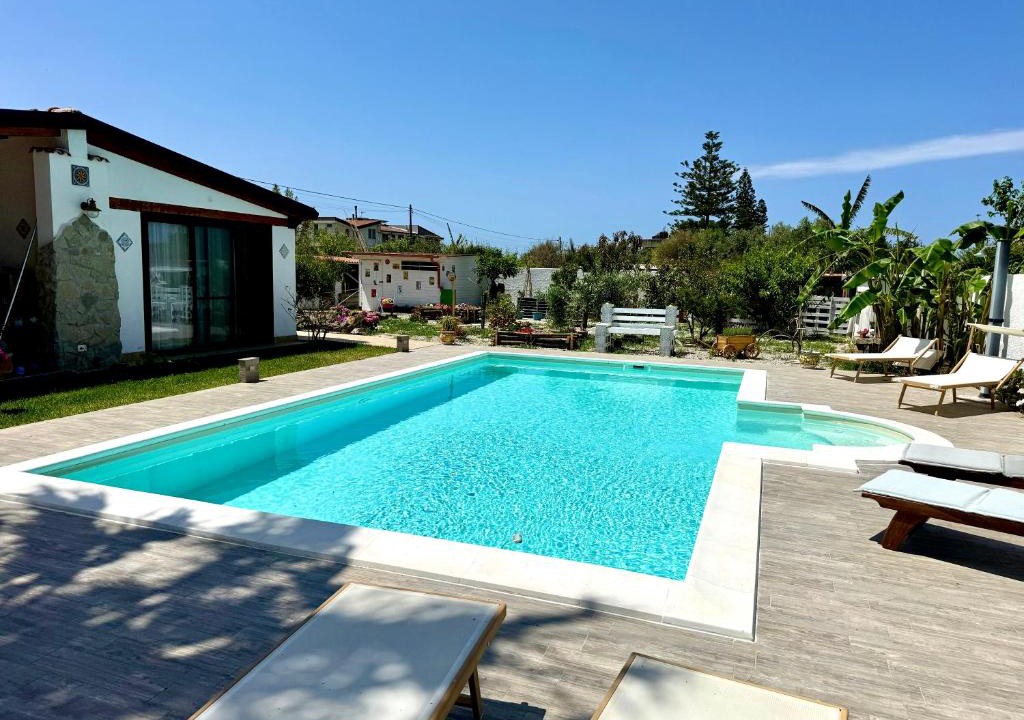 Capo d'Orlando House | Mari & Mari