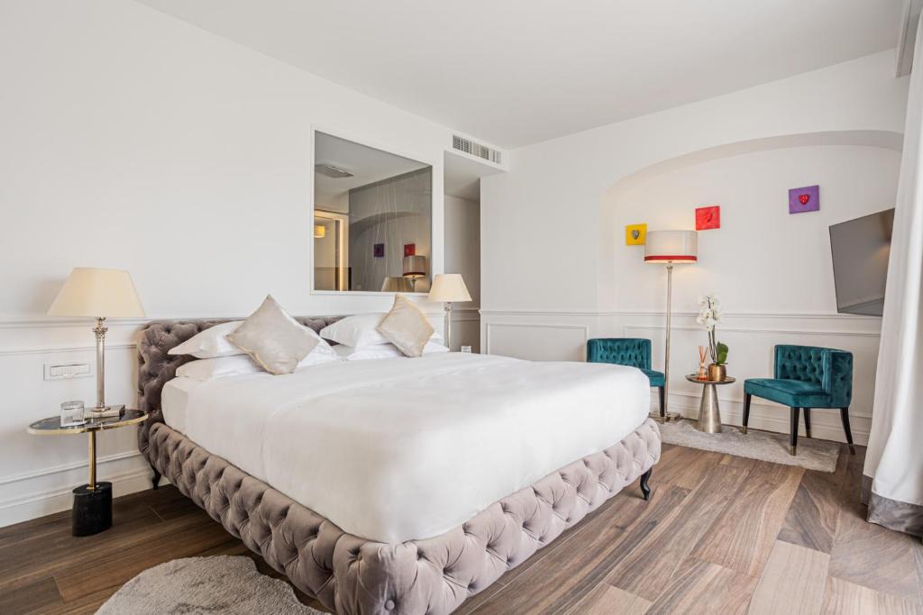 Trionfale Hotel | Monastero dei Santi