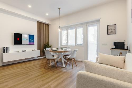 Camilluccia Apartment | Monte Mario Aura - Modern Apartment