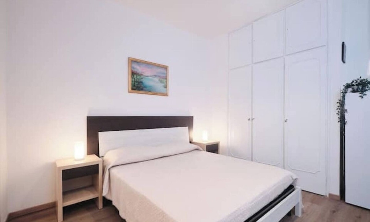 Tuscolano Apartment | New Tuscolana White Apartment