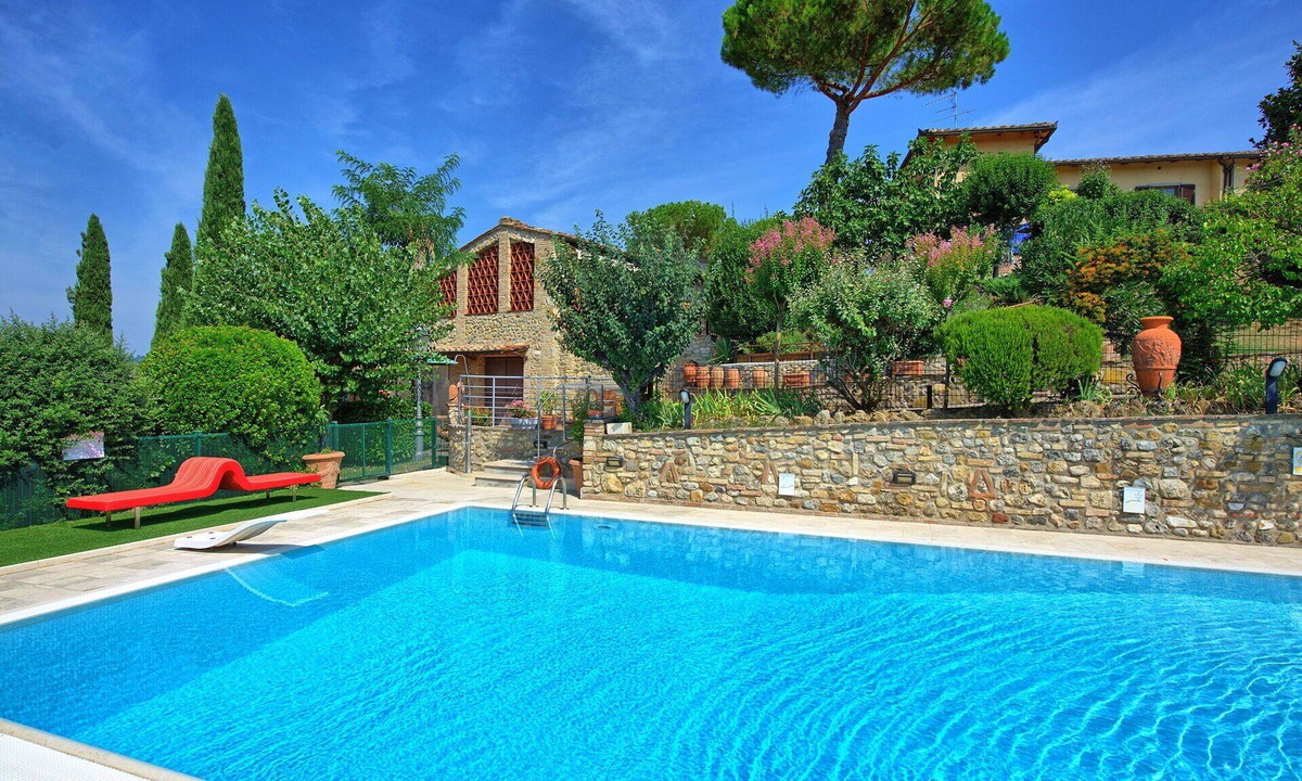 San Gimignano Apartment | Nice apartment for 2 guests with A/C, pool, WIFI, TV and panoramic view